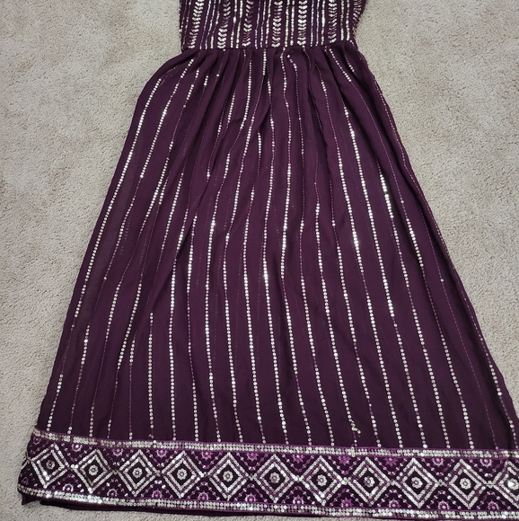 Salwaar Kameez - Picture 5 of 5